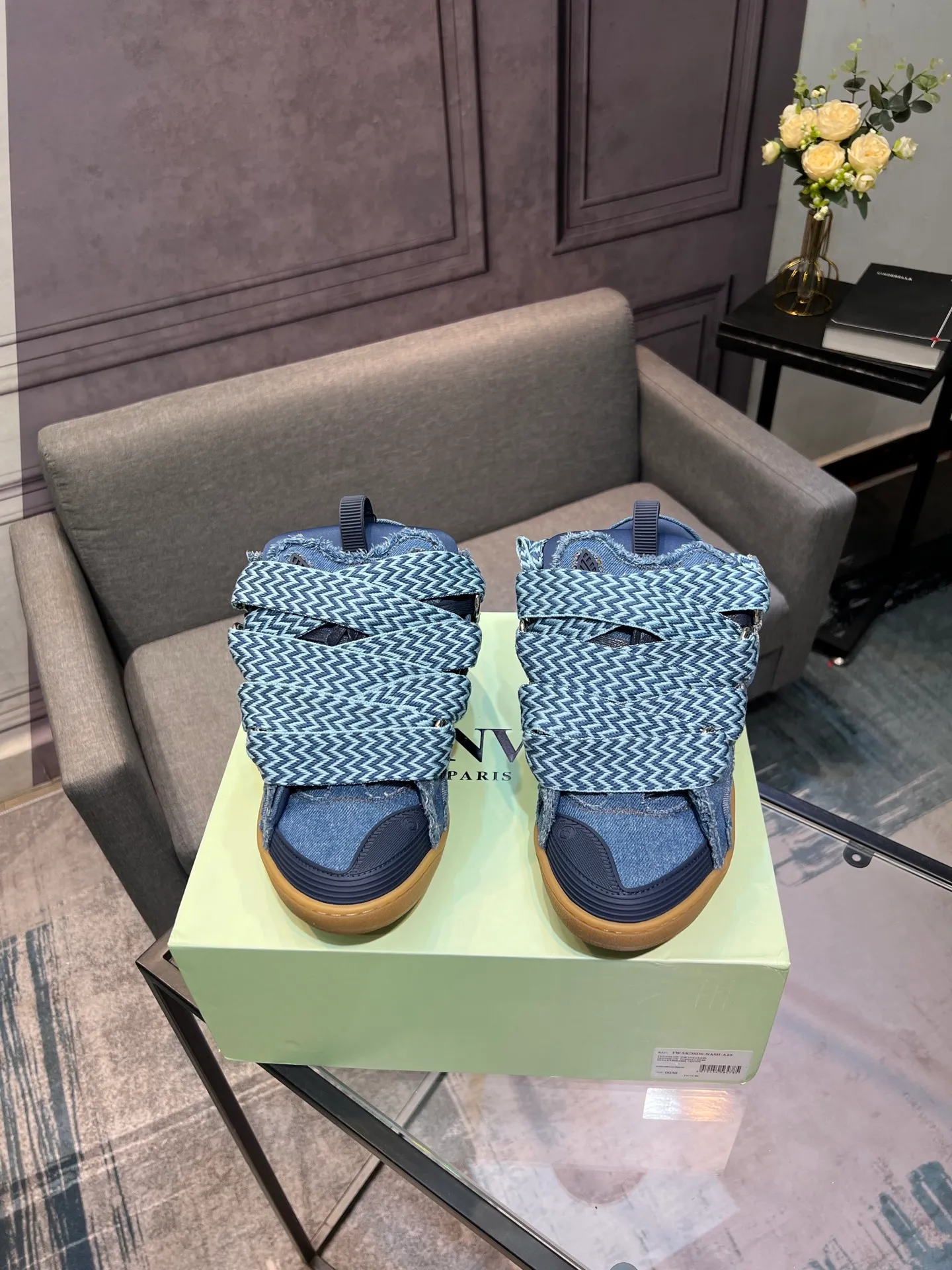 Men's men's shoes💰780 [LANVIN] Latest lace-up fashionable casual sneakers for couples High-quality CLAY couple series‼ ️ The latest trendy products of the season 🌈Many bloggers have planted grass and purchased the original open-mold customization. The upper and outsole are sewn with mark threads without edge sealing. Multiple material splicing combination design. Very versatile for fashionable and casual wear. Comfortable on the feet. Recommended for self-retention (upper cowhide + cow suede + breathable mesh) inner foot pad cowhide exclusive original open-mold clear logo rubber outsole ⚠️36-44 yards (45 custom-made)